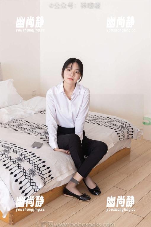 BoBoSocks袜啵啵 - 小甜豆让你重新定义叠穿：她最新图册里的两双丝袜究竟有多惊艳？
