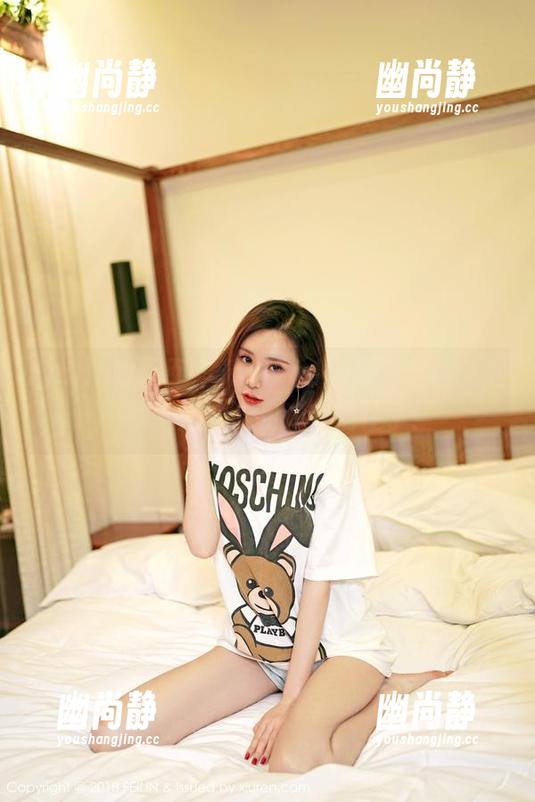 Feilin嗲囡囡-Emily顾奈奈酱 Feilin嗲囡囡 - 精选Emily顾奈奈酱:这一刻,她的裸足让我愣住了!