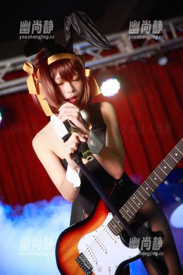G44不会受伤制服COS：不小心让人想要一直敲桌子喊“好看”！