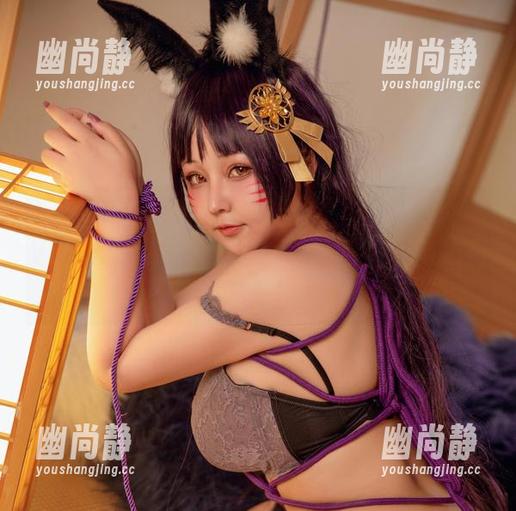 KANEKO咔喵 KANEKO咔喵女王的写真集,拿着终身“VIP资源”,却不怕被人发现,她的魔法在哪里?