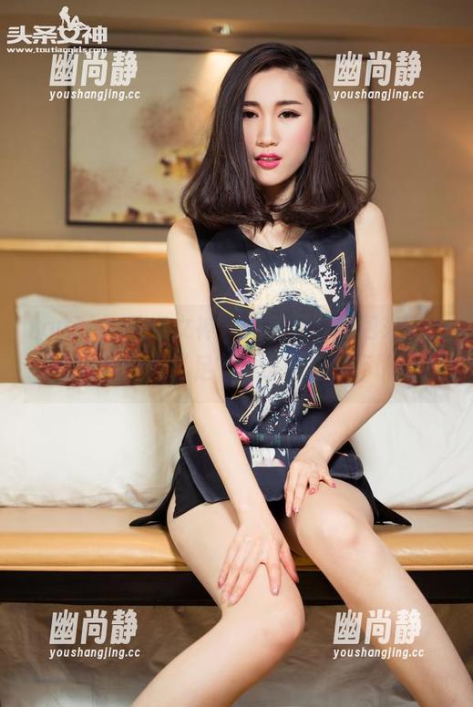 TouTiao头条女神-松果儿 TouTiao头条女神 - “美足”图包来啦,松果儿的最近“足”边小妙招,不试试?