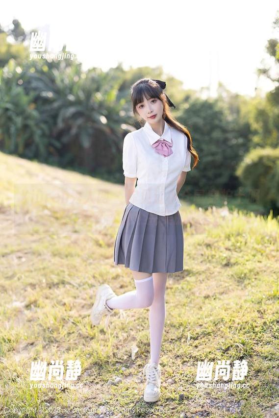 Xiuren秀人网-小仓鼠 Xiuren秀人网 - 你见过小仓鼠穿护士服吗?现在就是个完美的机会!