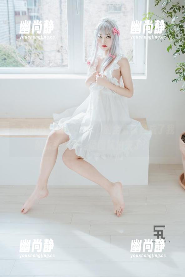 一不小心，Yuna(윤아)的全套蕾丝成了我的床头新宠！原图航拍来了！