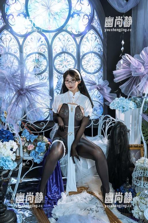 这不是普通的写真，云溪溪的御姐合集让你眼前一亮！