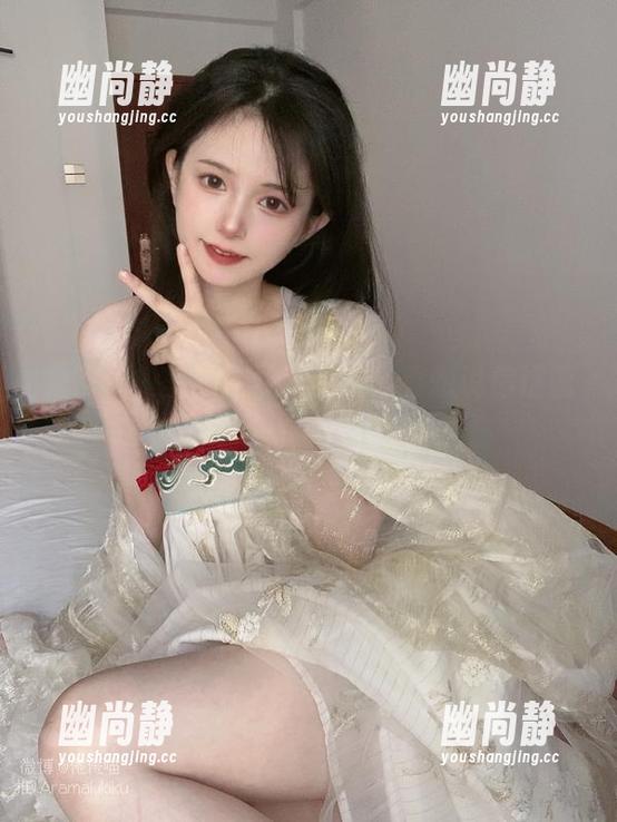 免费合集里的倦倦喵巫女，真想说你这画风咋越来越奇怪了？