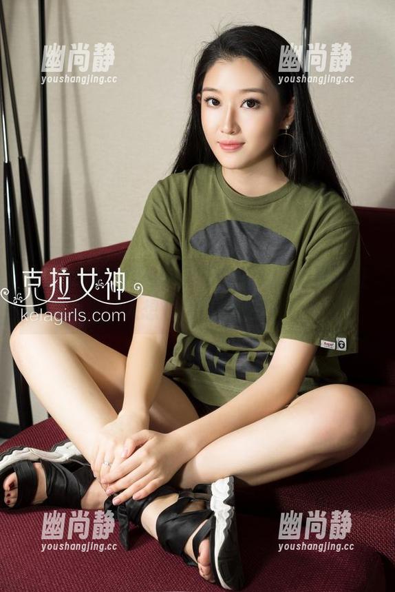 克拉女神-颖儿 克拉女神 - 黑白效果下的颖儿,高清却让人想起昔日的经典
