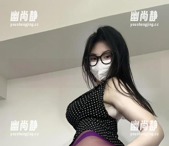 可爱的肉巴 微密圈 - 果然,可爱的肉巴的黑色波点肉肉套装图包是所有夏天流行的代名词!