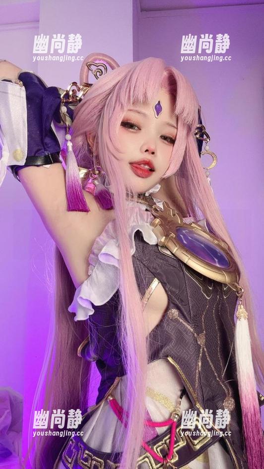 小瑶幺幺 裤里丝,cos不止是外表,小瑶幺幺深知内心的波动!
