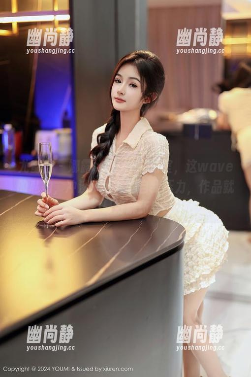 尤蜜荟-娜露selena 尤蜜荟 - 娜露selena的浴室,这wave的私拍,冲淡了所有的自我压力,作品就是最好解药!