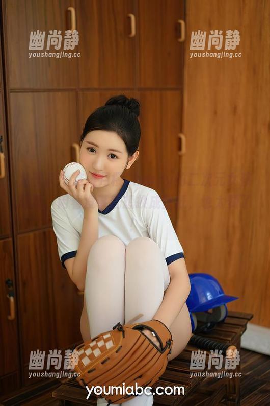 尤蜜荟-绯月樱Cherry 尤蜜荟 - 这绯月樱Cherry的二次元女孩写真,闲着没事就想换成壁纸,也太赞了!