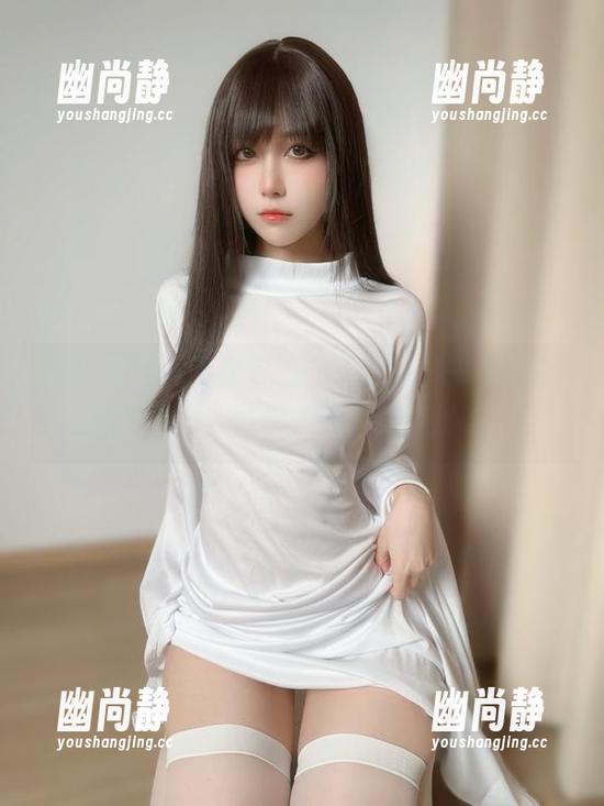 布丁大法 原图映照下的教室,布丁大法的一点一滴都好诱人;壁纸则是…附带的妄想