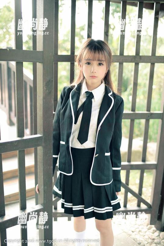 推女神 - 这岑苑之barbiebaby的学姐写真，让我直呼‘太会上题了’！