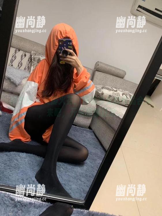 提袜少女 微密圈 - 美脚火花:提袜少女的作品合集,来吧,开启腿部狂欢。