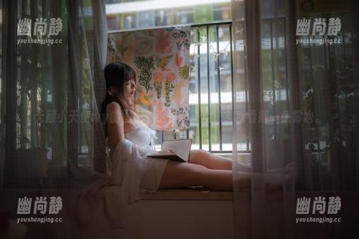 无颜小天使wy的图包，这是影子戏法？我看得一头雾水。