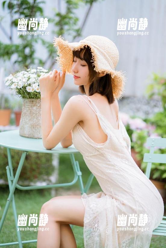 木棉棉OwO 不寻常的女孩,定制化的木棉棉OwO图片,真是让人忍不住想点开。