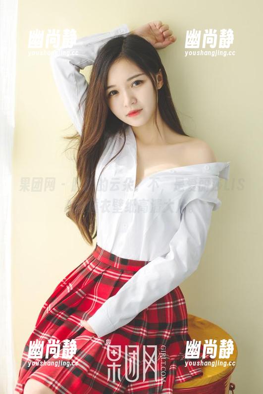 果团网-爱丽莎LISA 果团网 - 胖胖的云朵?不,是爱丽莎LISA的睡衣壁纸高清大片。