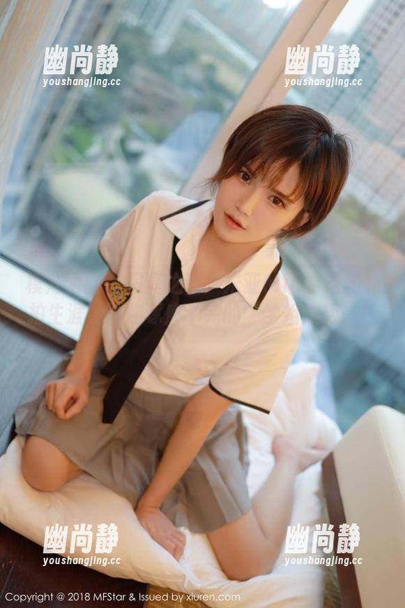 模范学院-米亚Mia 模范学院 - 写真之谜:米亚Mia学姐的私拍生涯,让你琢磨个完的“学姐效应”!