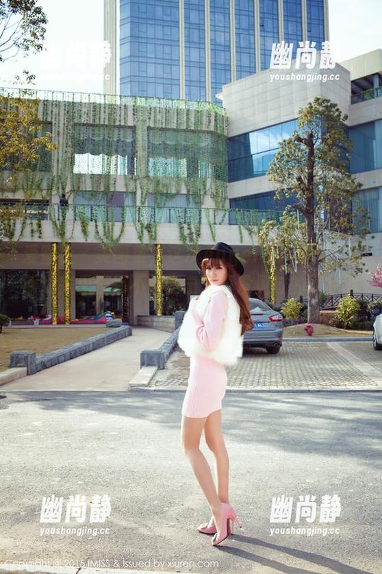 爱蜜社-Angela小热巴 爱蜜社 - 美图集,这次Angela小热巴的礼服让家里猫都不得安宁(真没见过的颜色啊)。