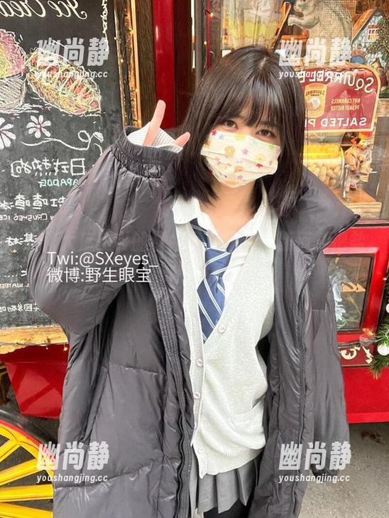 眼酱大魔王w的厨娘写真集：这颜值能把盐都融化。