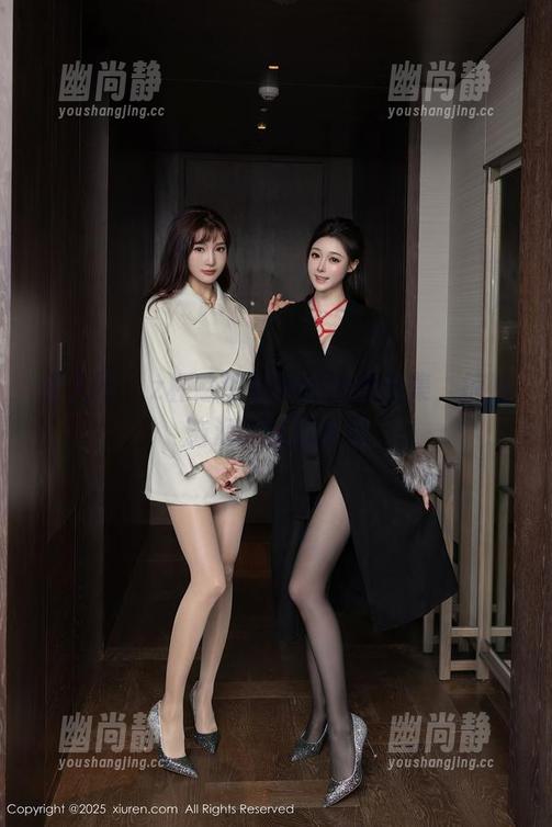 秀人网 - z杯悠悠和她的校服合集，掠过脑海的刹那停留