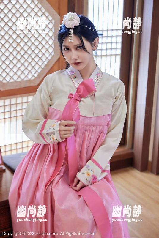 秀人网-养乐多Doll 秀人网 - 养乐多Doll与泳衣,原图造就的手机壁纸界的小传奇