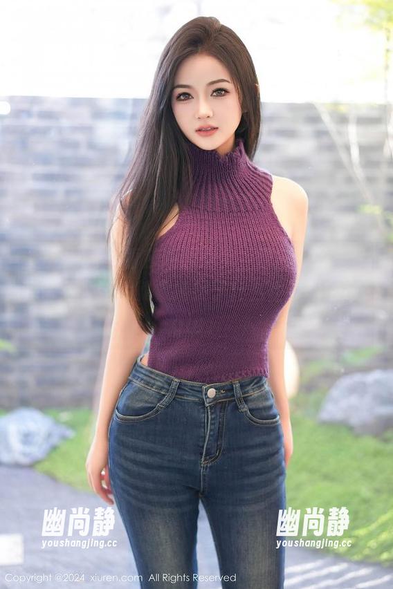 秀人网-李丽莎 秀人网 - 李丽莎海边漫步,原图里的随性和自然,照片就像捕捉了什么很轻松的magic。