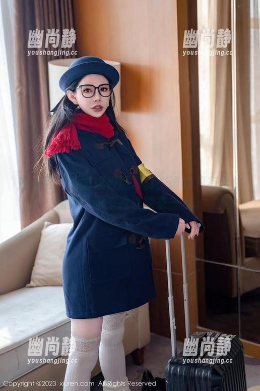秀人网 - 谭睿琪校服写真：谁说只有学生能穿，看来我也能来一套。