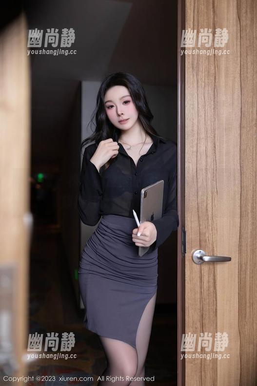 秀人网-顾楚楚 秀人网 - 棒!顾楚楚的最新旗袍作品集,旗袍与妆容的奇妙碰撞!