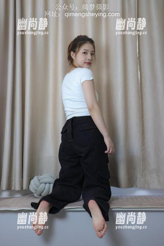 绮梦摄影-伊伊 绮梦摄影 - 黑色迷情,伊伊的写真居然还免费下载,史无前例!