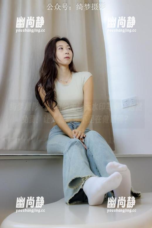 绮梦摄影-秋月 绮梦摄影 - 秋月的无修无水印写真,居然免费!让人疑惑是不是在做慈善?