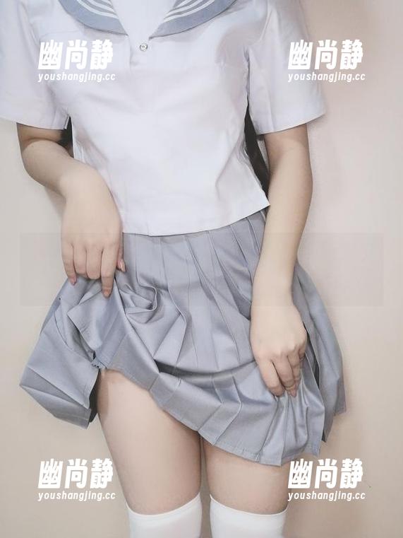 芋圆侑子：闪灵泳装？这才是壁纸新定义！