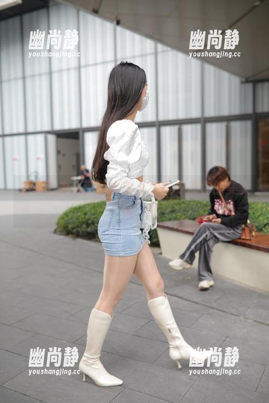 魔镜街拍 魔镜街拍:满分全套高跟,专属你的美女“腿”展